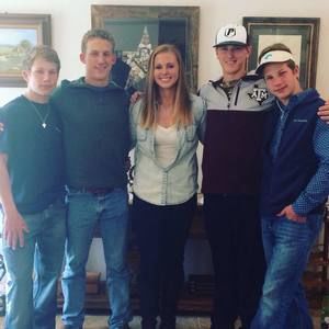 Meet your Posher, Aaron